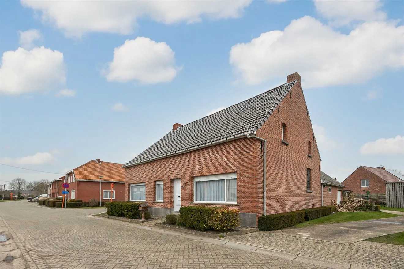 Huis Te Koop - 2340 Vlimmeren BE Image 1